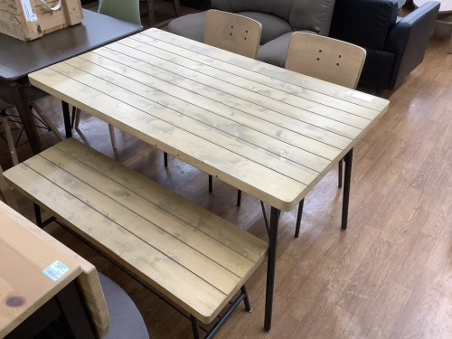 家具のダイニングセット