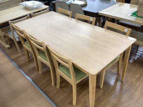 家具のダイニングセット