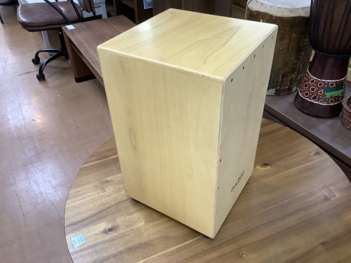 カホンの楽器　立川