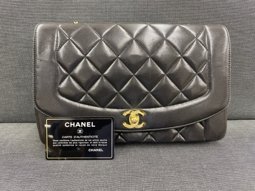 ブランド・ラグジュアリーのLOUIS VUITTON