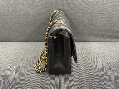 LOUIS VUITTONのCHANEL