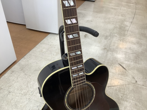 GIBSON（ギブソン）のJ-165EC