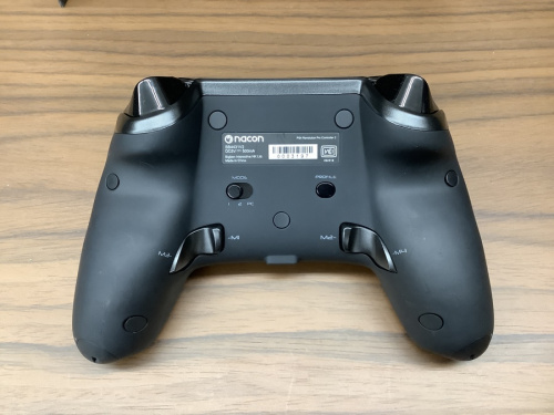 PlayStation 4のレボリューションアンリミテッドプロコントローラー