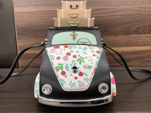 kate spade 車型　バッグ kate spade NEW YORK ケイトスペード バッグ katespade タクシー