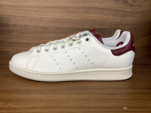 adidasのSTANSMITH（スタンスミス）