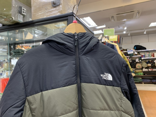ジャケットのTHE NORTH FACE