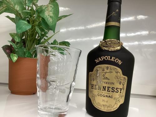お酒のHENNESSY