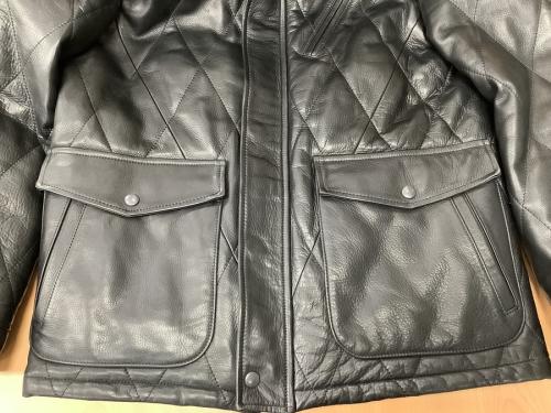 レザージャケットの牛革