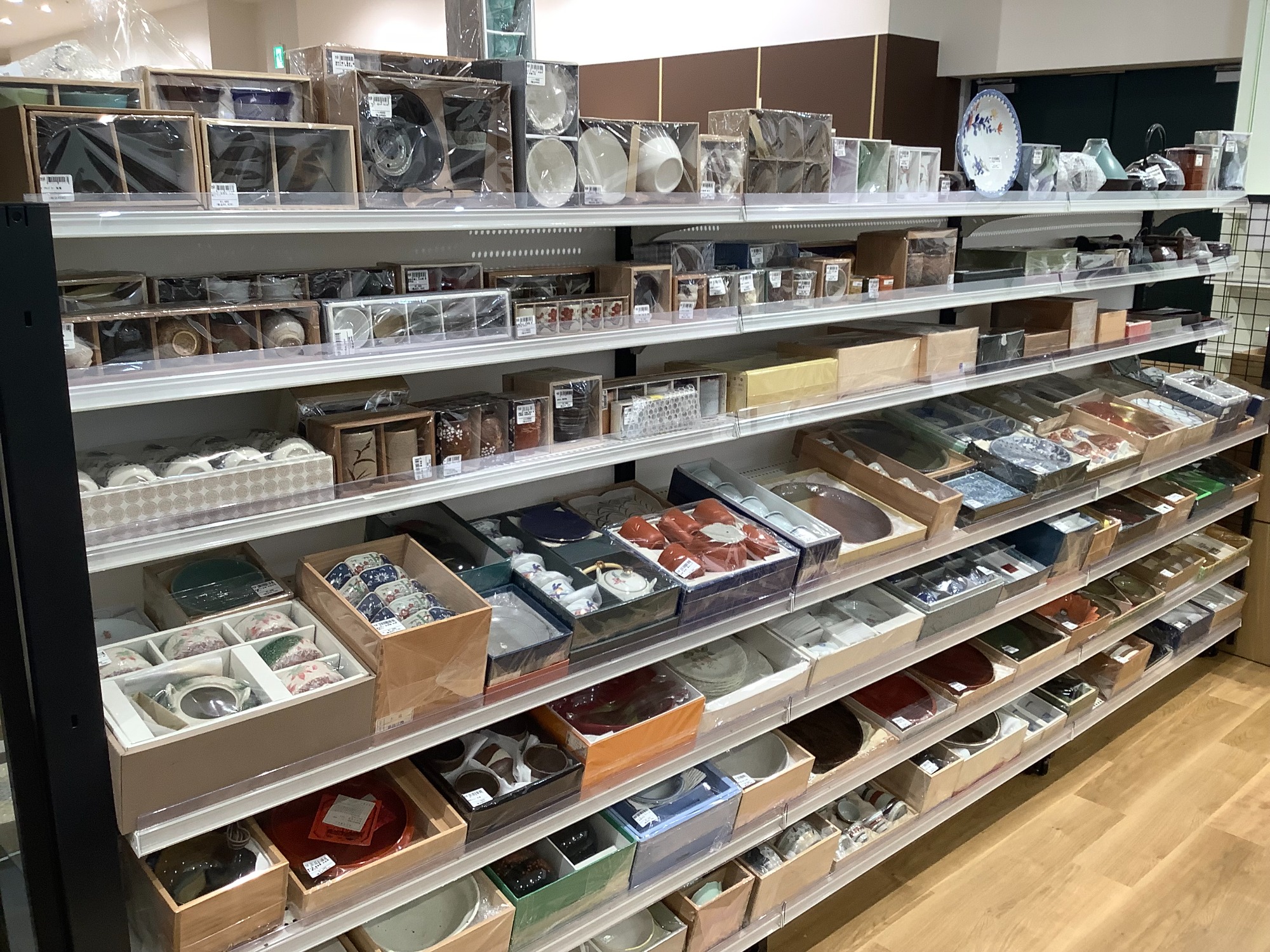 【トレファク神戸南店】食器棚　スライド扉【取りに来られる方限定】 新店オープン】トレジャーファクトリー イオンモール神戸南店 4/28（金