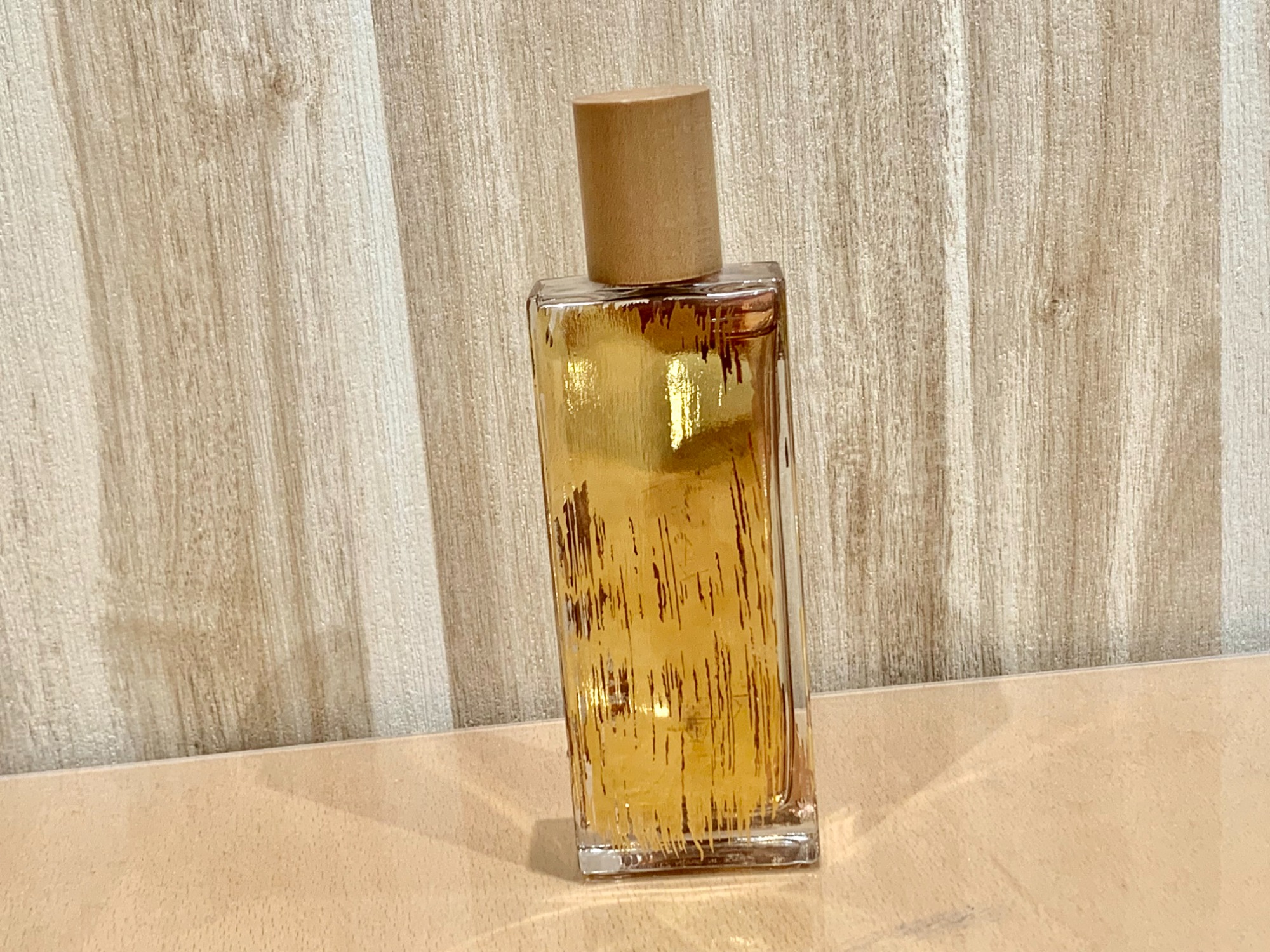 ロエベ　香水　マンゴー 中古香水買取中！！】LOEWE(ロエベ)の香水で日々を彩れます