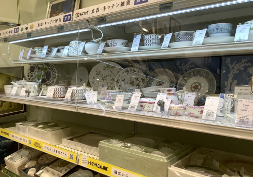 お家に眠った食器はございませんか？？洋食器・和食器買取強化中です