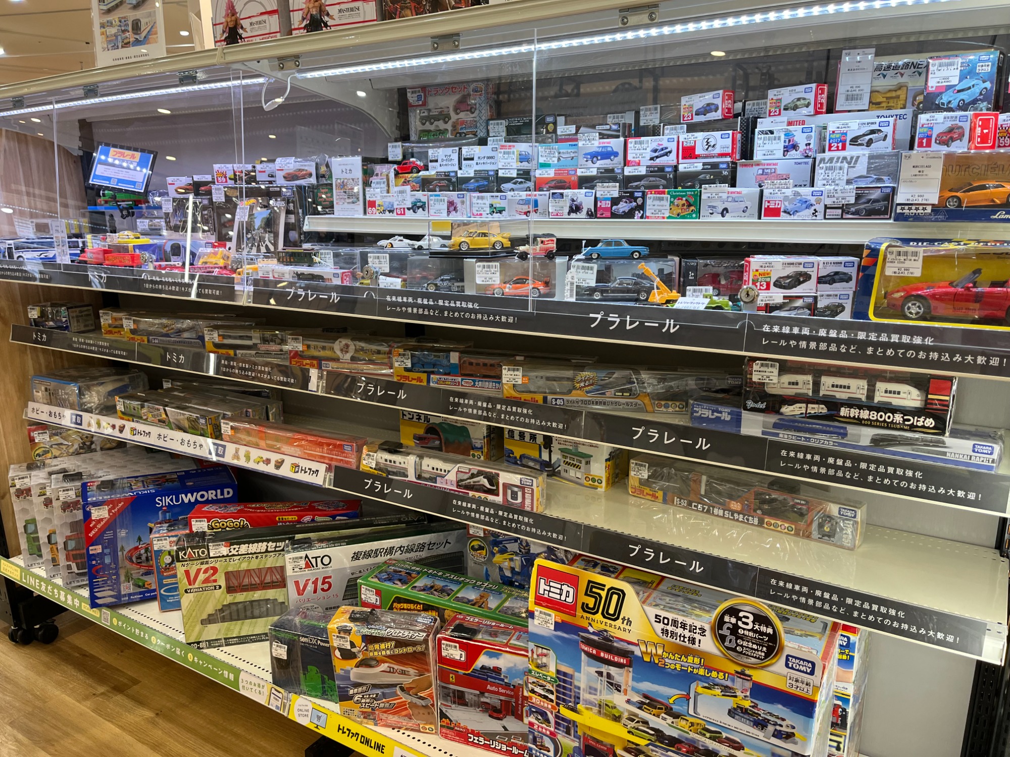【トレファク神戸南店】ブックシェルフ ホワイト です‼︎【取りに来られる方限定】 売り場面積地域最大級です!!】最大50％OFF！！夏物衣類SALE実施中
