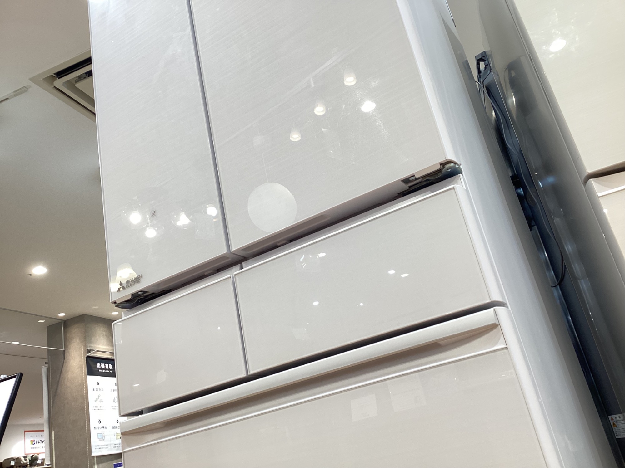 【トレファク神戸南店】6ドア冷蔵庫 MITSUBISHIです‼︎【取りに来られる方限定】 トレファク神戸南店】MITSUBISHI 6ドア冷蔵庫です【取りに来