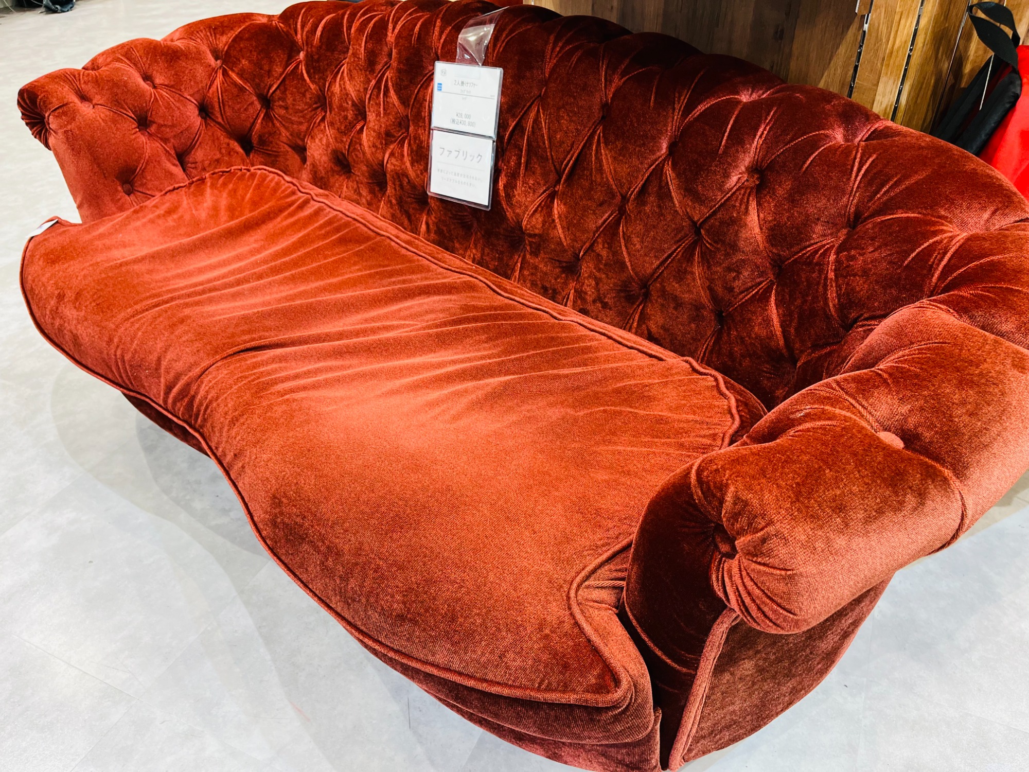 アンティーク品揃えました！コレクションボード アンティーク調ソファー トレジャーファクトリー流山 地域最大級の中古家具・家電展示！！】アンティーク家具も多数お