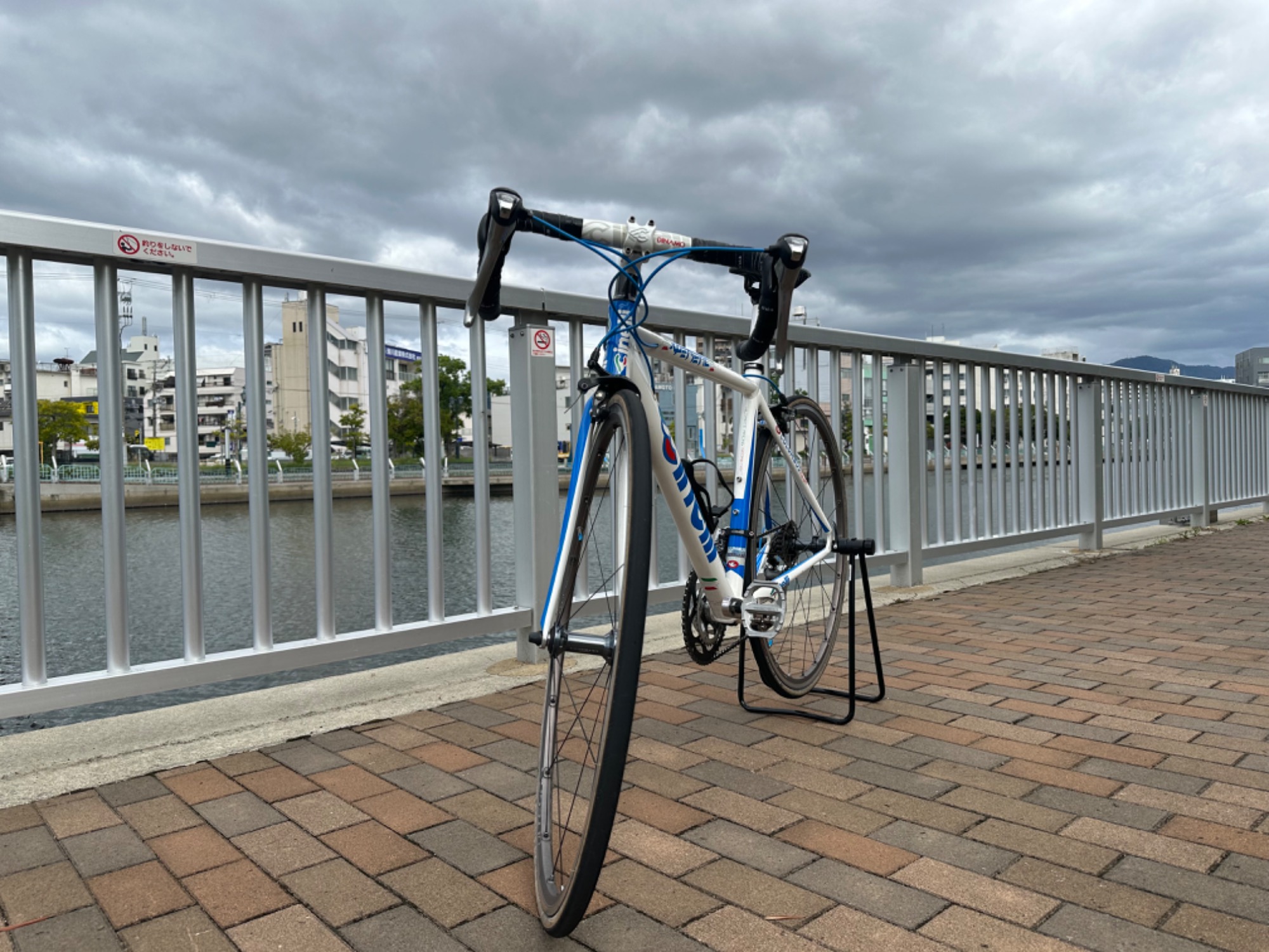 売り場面積地域最大級です!!】自転車界を先導!!CINELLIのロードバイク 