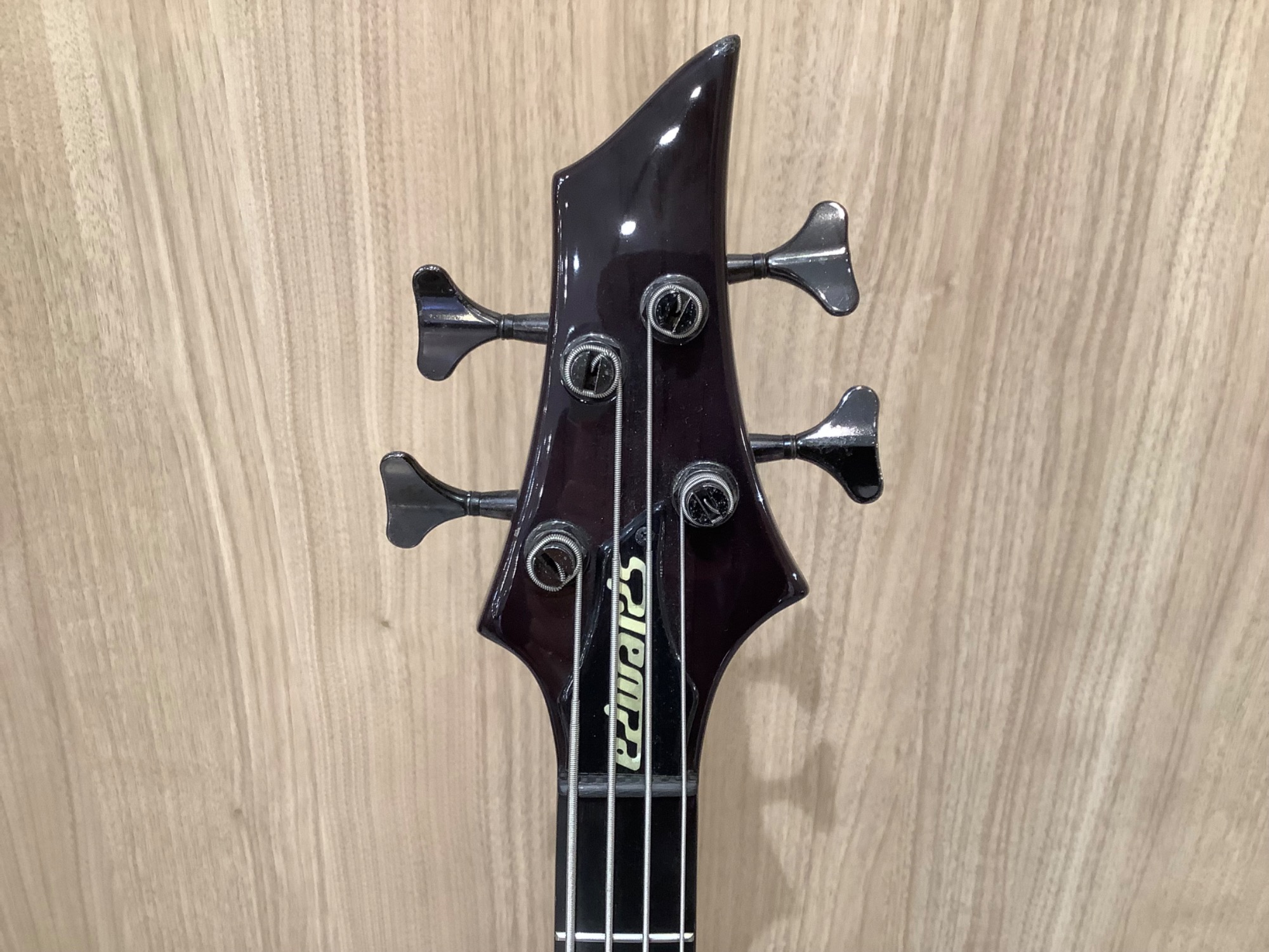 エドワーズ　フォレスト　ベース 新入荷！！】EDWARDSのフォレストベースをご紹介します