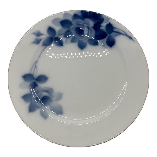 究極の白磁】今回は大倉陶園の食器をピックアップ☆彡誰もが目を見張る