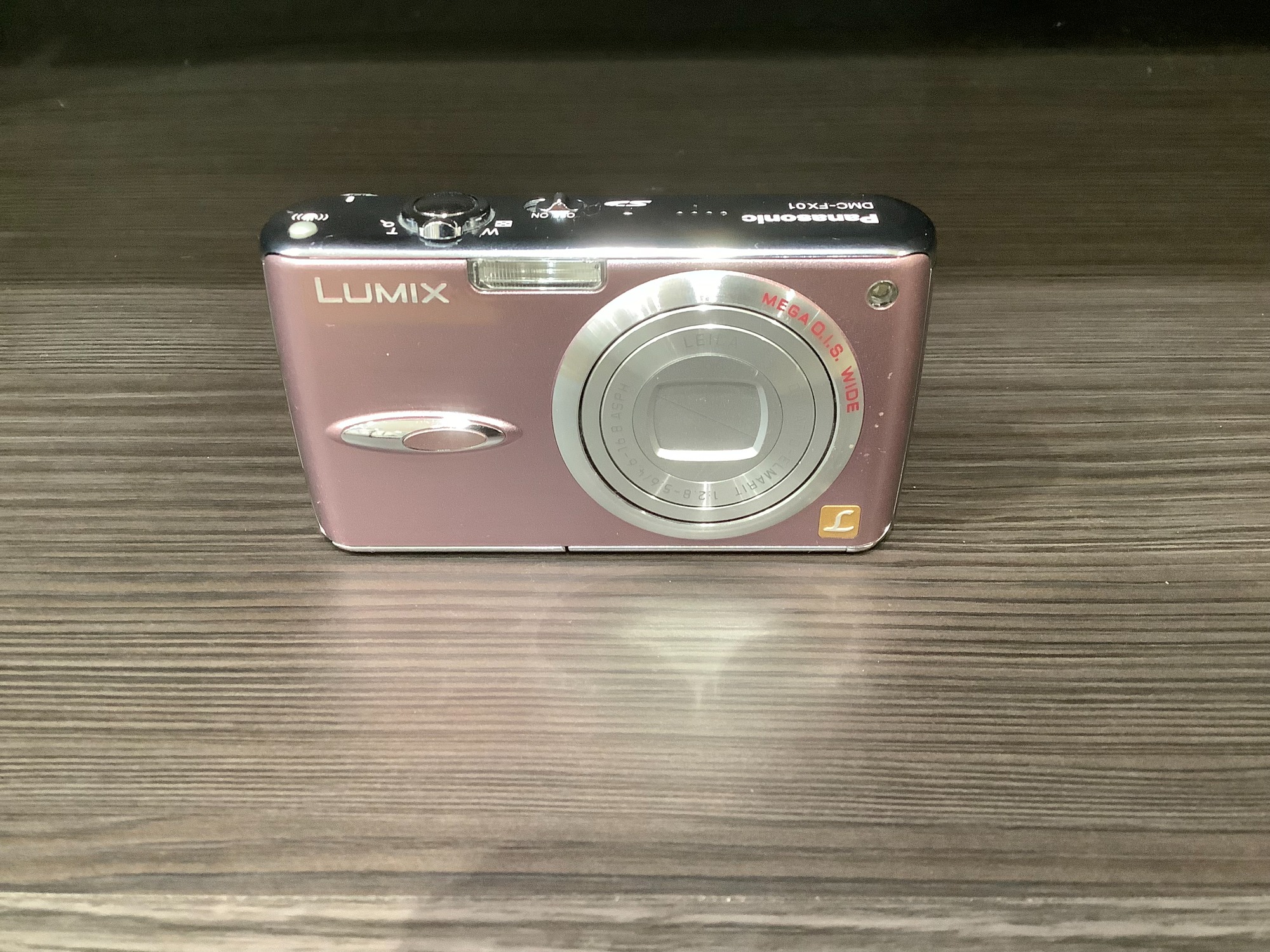 持ち運びが簡単！！】Panasonicのコンパクトデジタルカメラをご紹介し