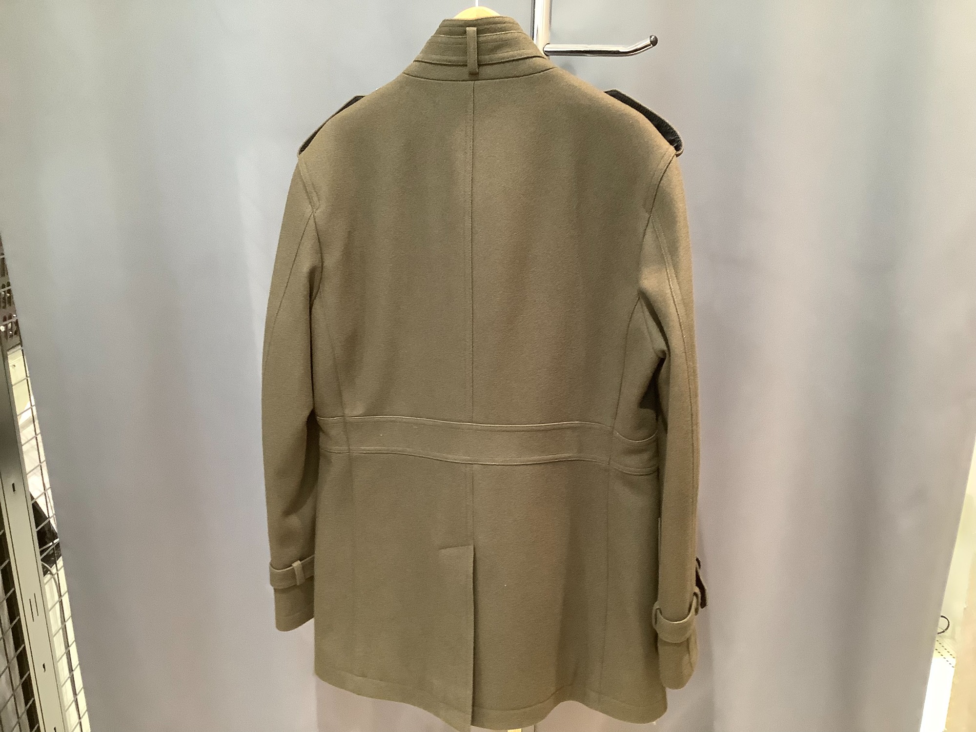 寒い季節もオシャレに！！】BURBERRY BLACK LABELのメルトンナポレオン