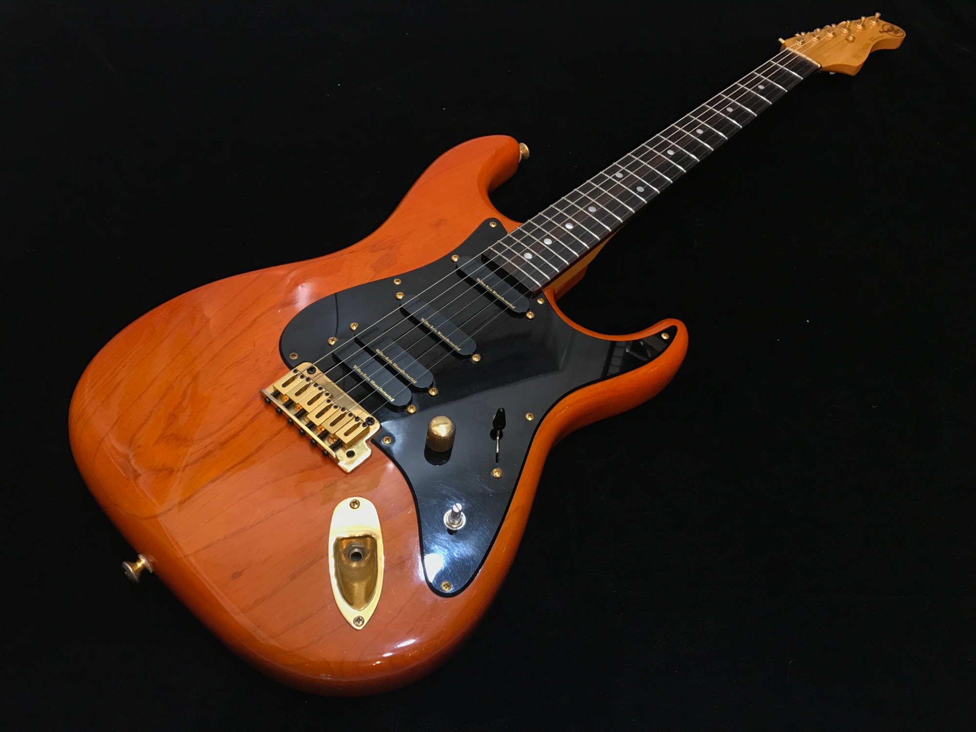 Valley Arts M Series Trans Blue <バレーアーツ>｜平野楽器