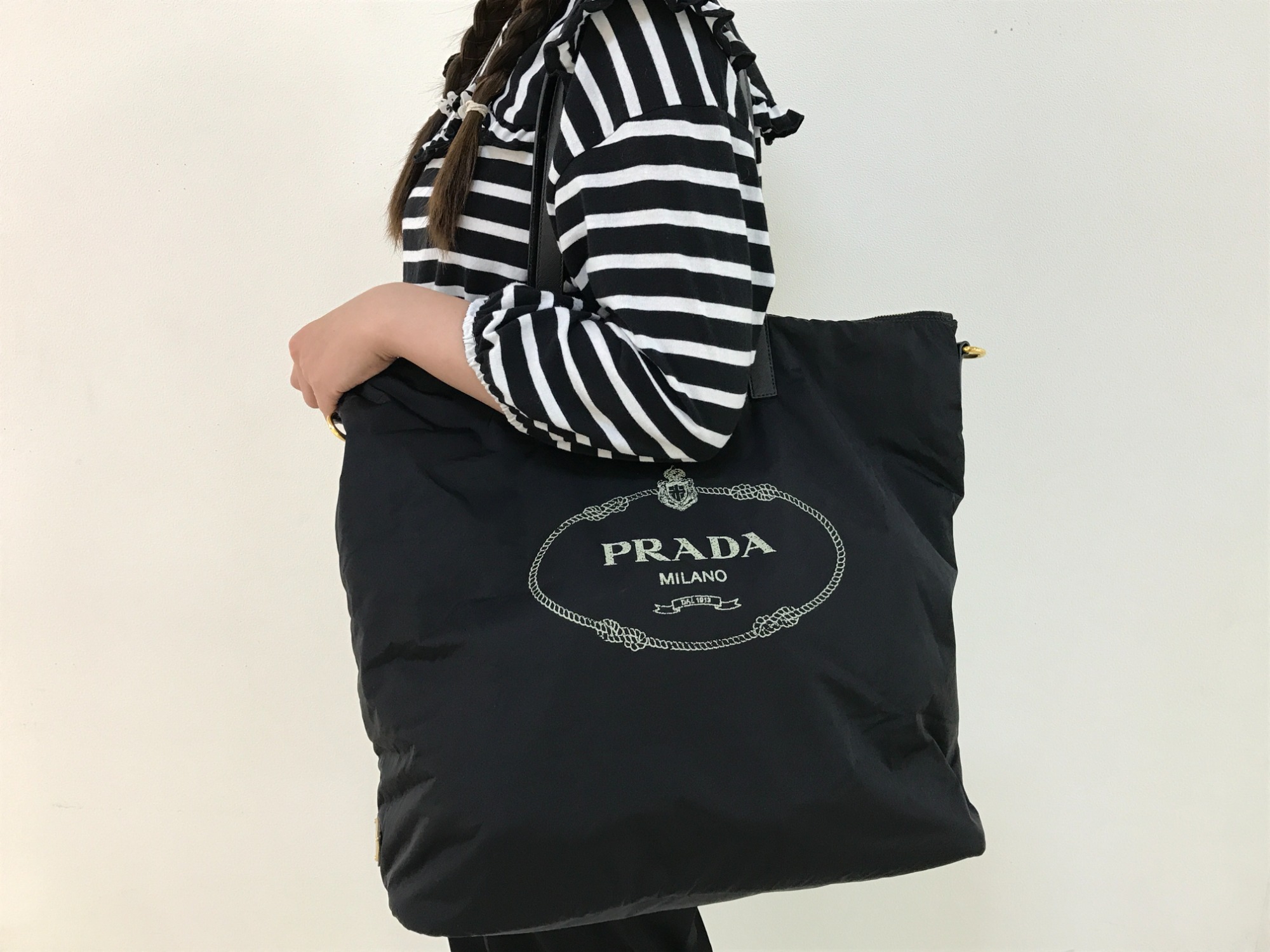 【PRADA】プラダ　ハンドバッグ トートバッグ クロコ型押し 肩掛け PRADA】プラダ ハンドバッグ トートバッグ クロコ型押し 肩掛け