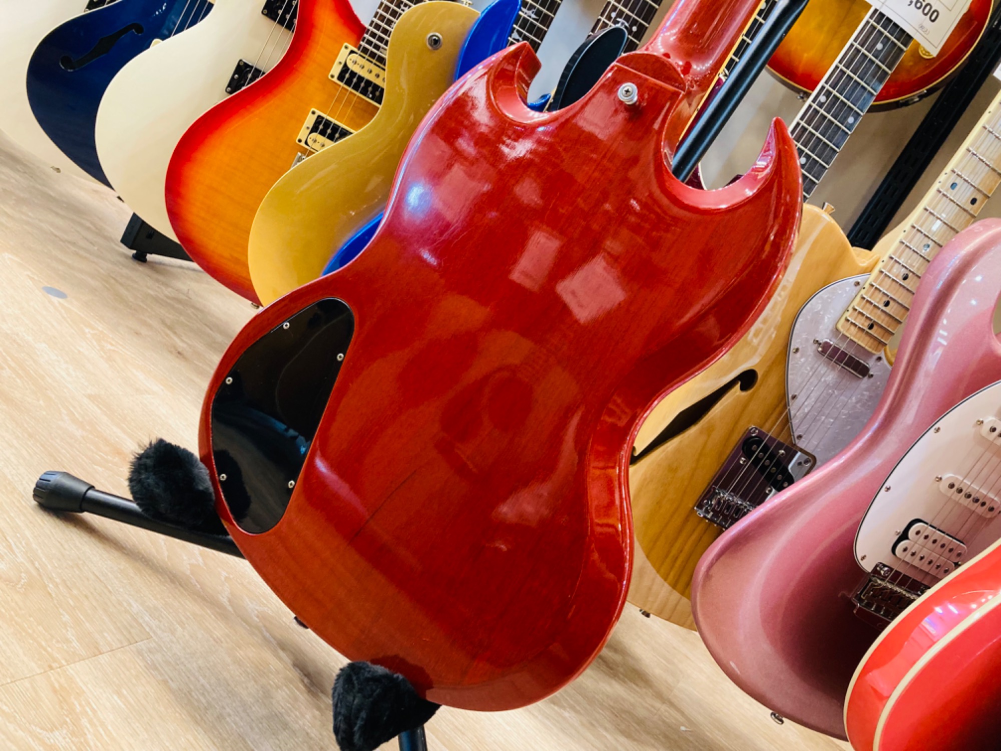 リプライス致しました！】GIBSON SG Standard Limited Edition with Maestro Vibrola  Heritage Cherry【楽器強化店トレファク南柏】｜2024年09月13日｜リサイクルショップ トレジャーファクトリー（トレファク）南柏店