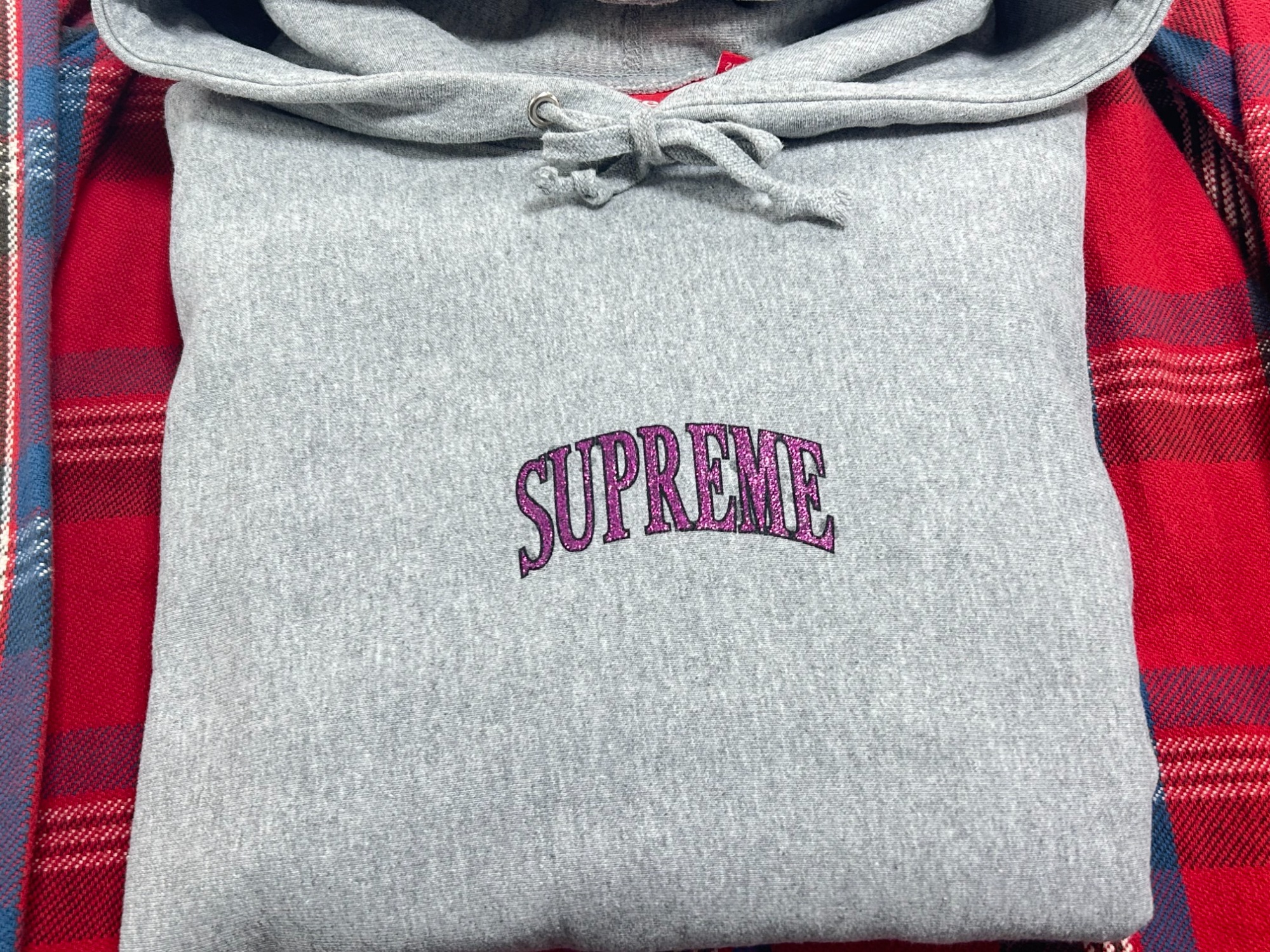 17ss Supreme(シュプリーム)Glitter Arc Hooded Sweatshirt 17ss Supreme(シュプリーム)Glitter Arc Hooded Sweatshirt