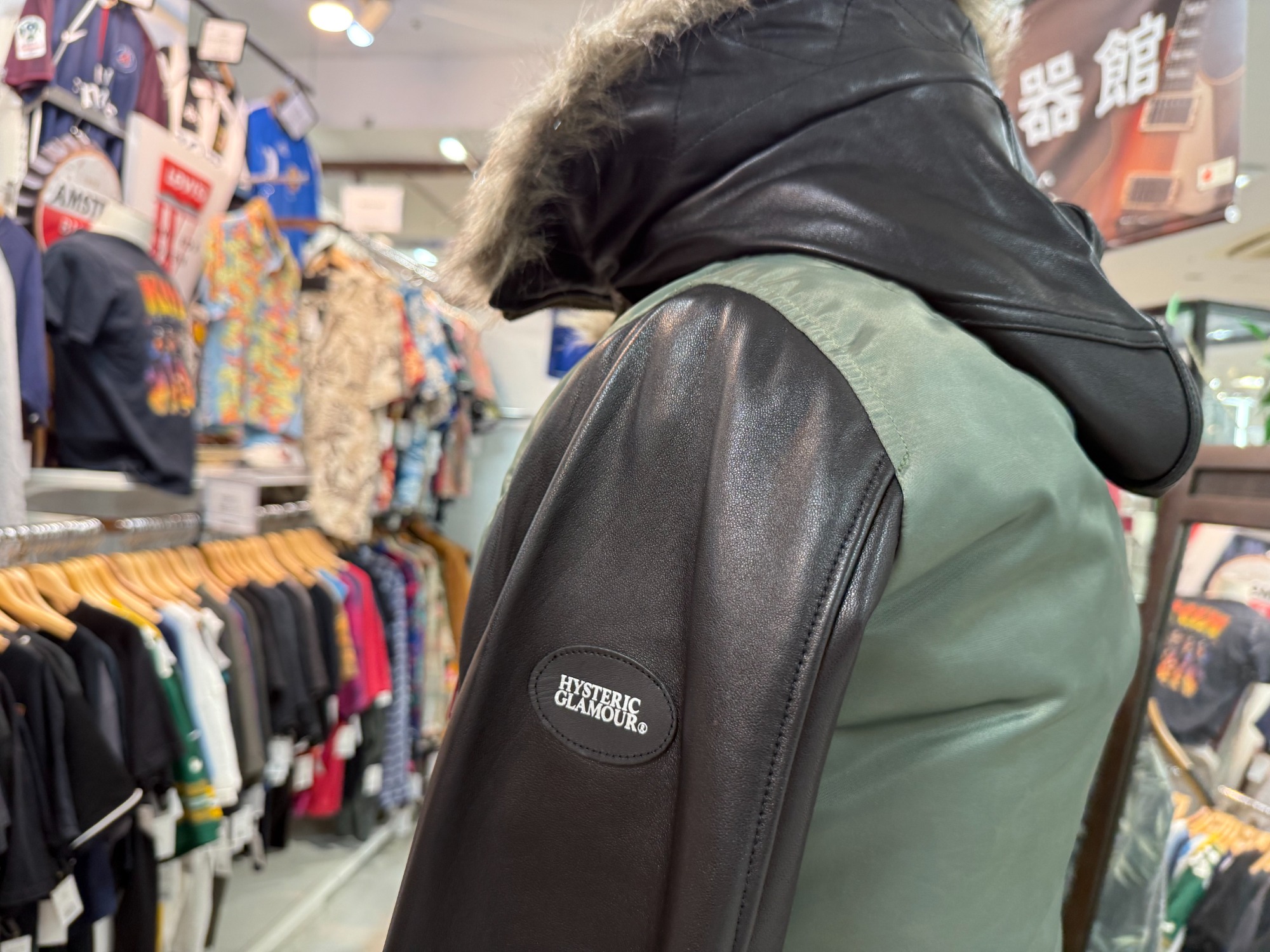 特価Hysteric Glamour N-3Bファー付きブラックモッズコート黒L 特価Hysteric Glamour N-3Bファー付きブラックモッズコート黒L