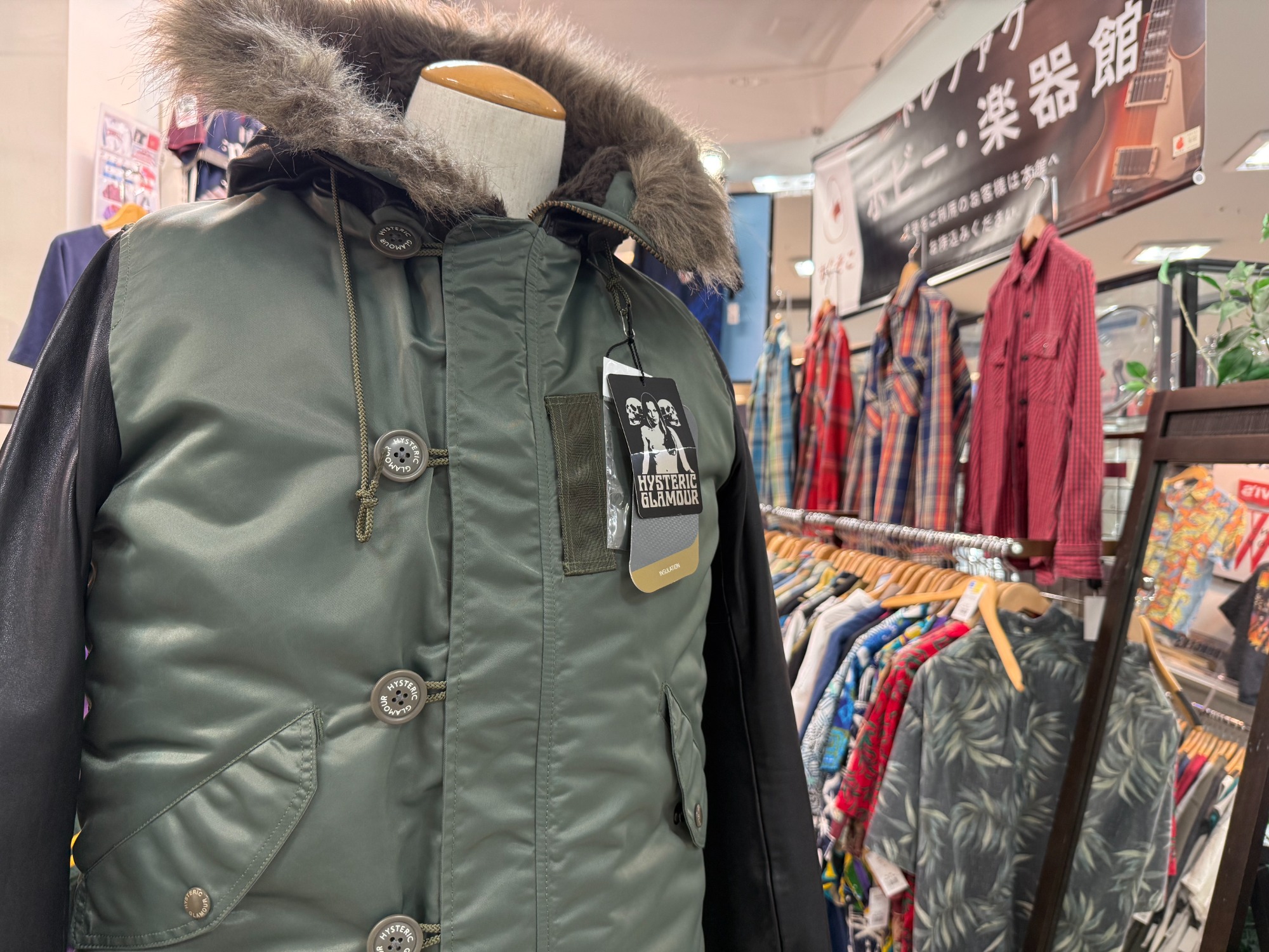 特価Hysteric Glamour N-3Bファー付きブラックモッズコート黒L 特価Hysteric Glamour N-3Bファー付きブラックモッズコート黒L
