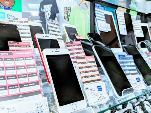 スマートフォンのIPHONE