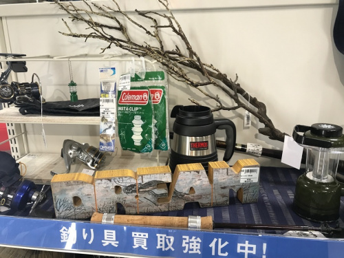 スポーツ用品のキャンプ