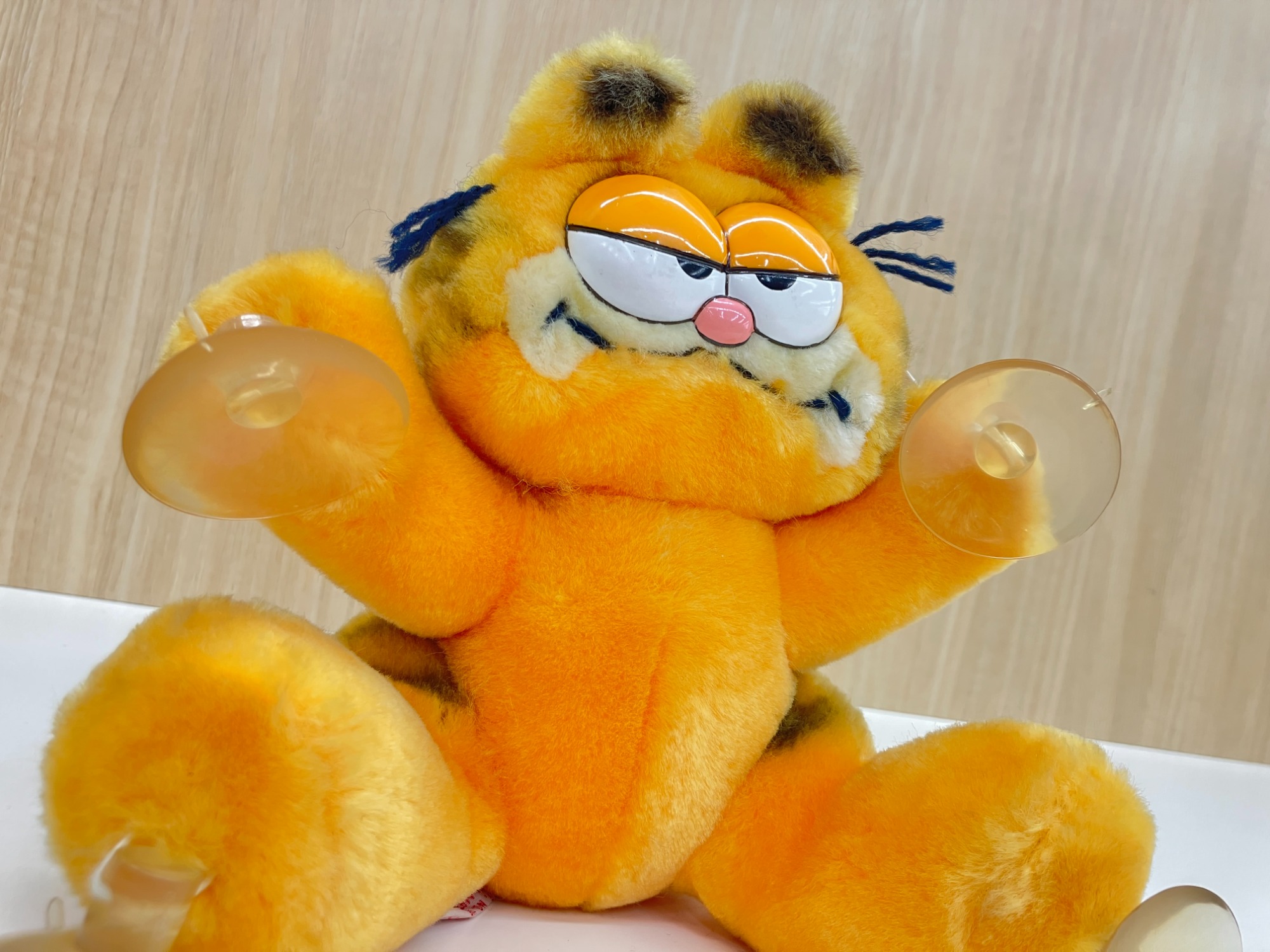 【★★目玉商品★★１点のみ】Garfieldガーフィールドぬいぐるみ BIG Amazon.co.jp: クラシック ガーフィールド 8インチ ぬいぐるみ