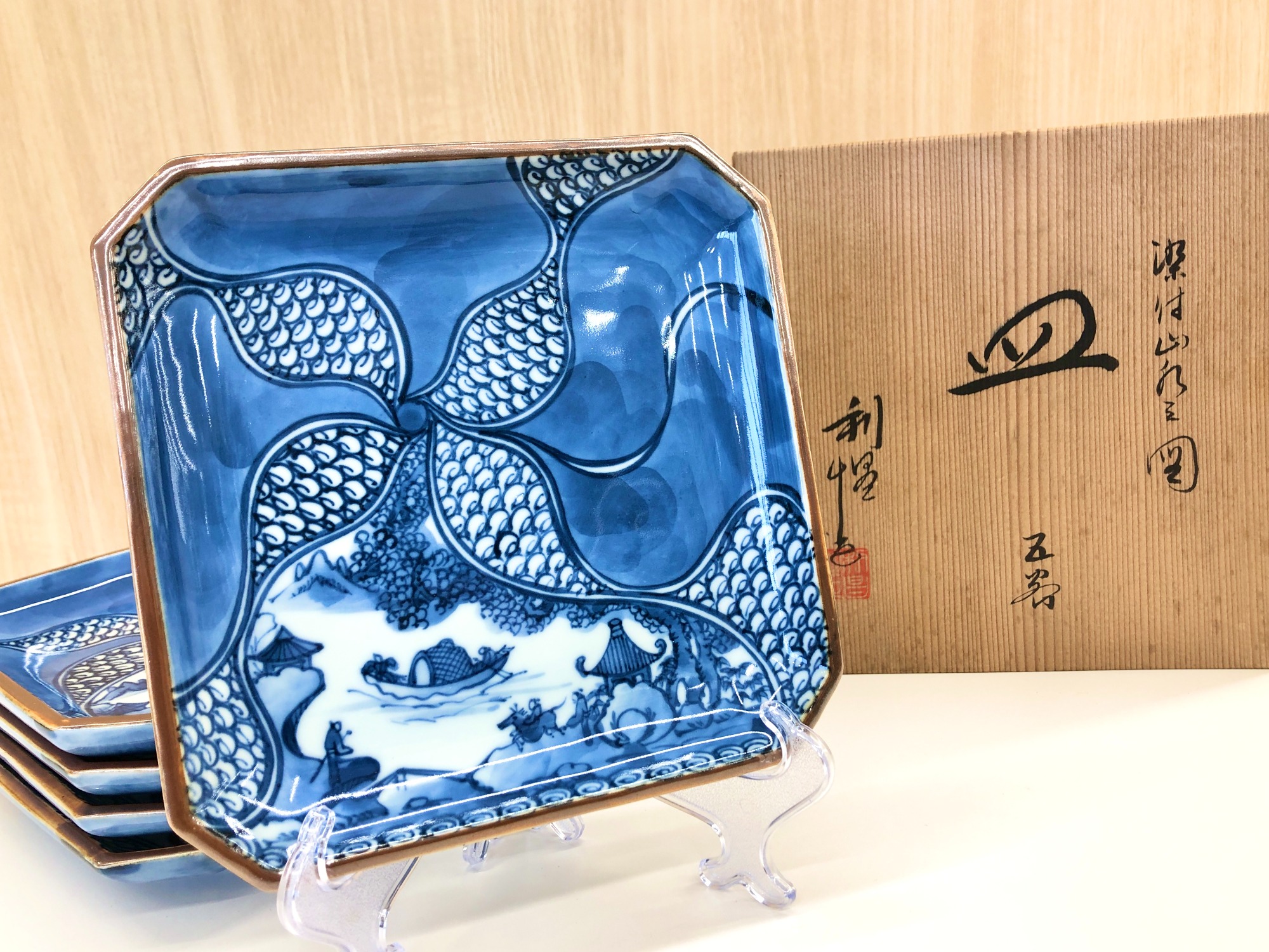 京焼 平安 加藤利昌 染付山水之図 角皿 5客揃 が入荷しました！｜2026