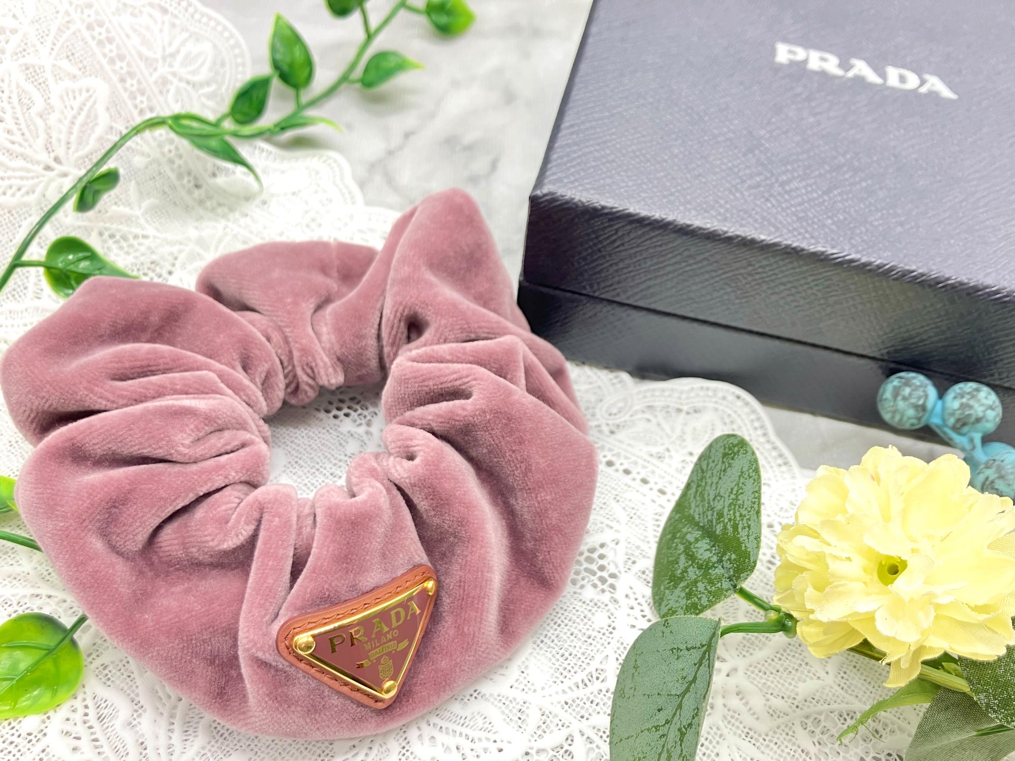 PRADA (プラダ) ベルベット シュシュが入荷しました！！｜2026年01月29