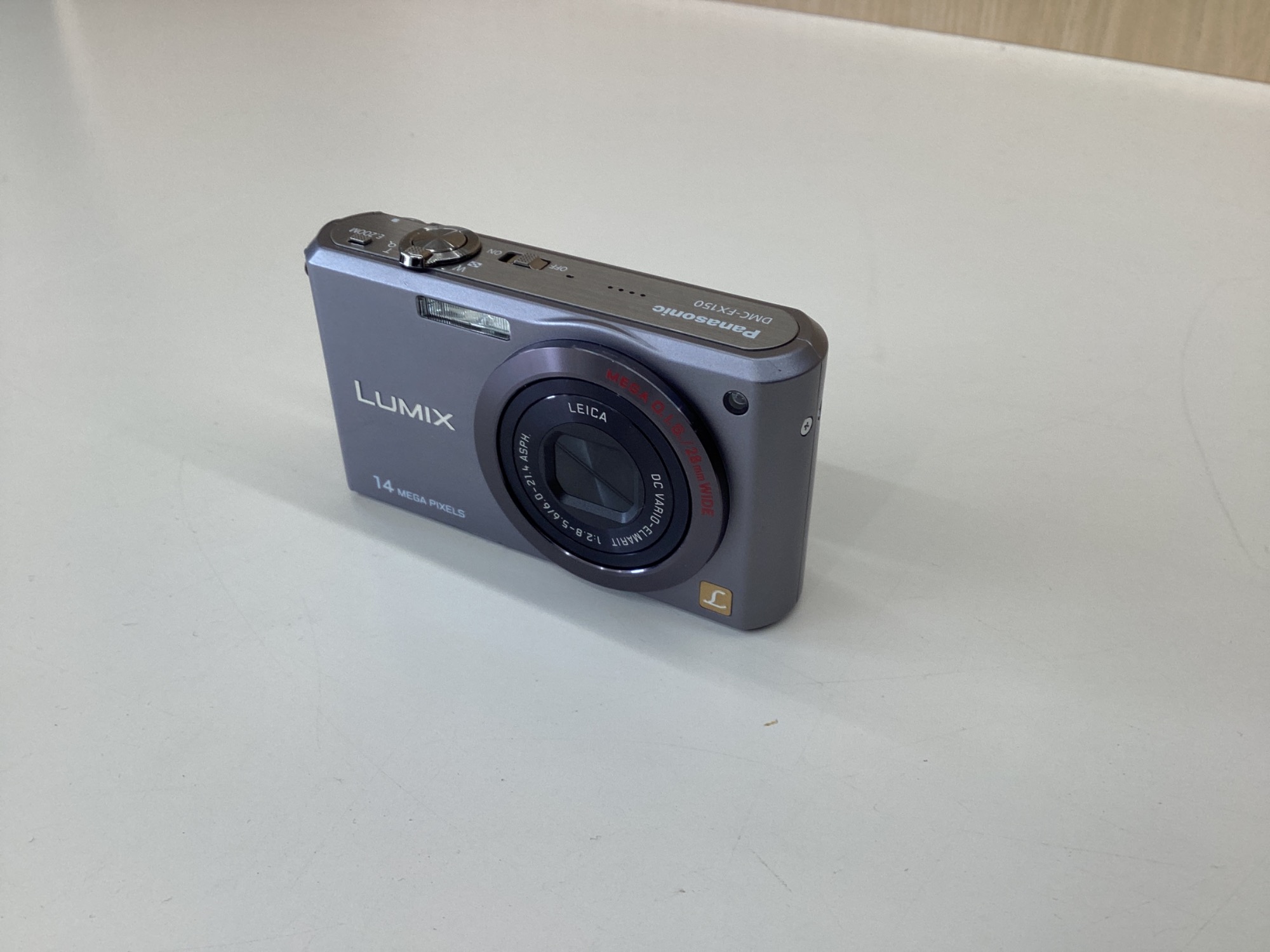 カメラ買取強化中！】Panasonic コンパクトデジタルカメラ DMC-FX150を