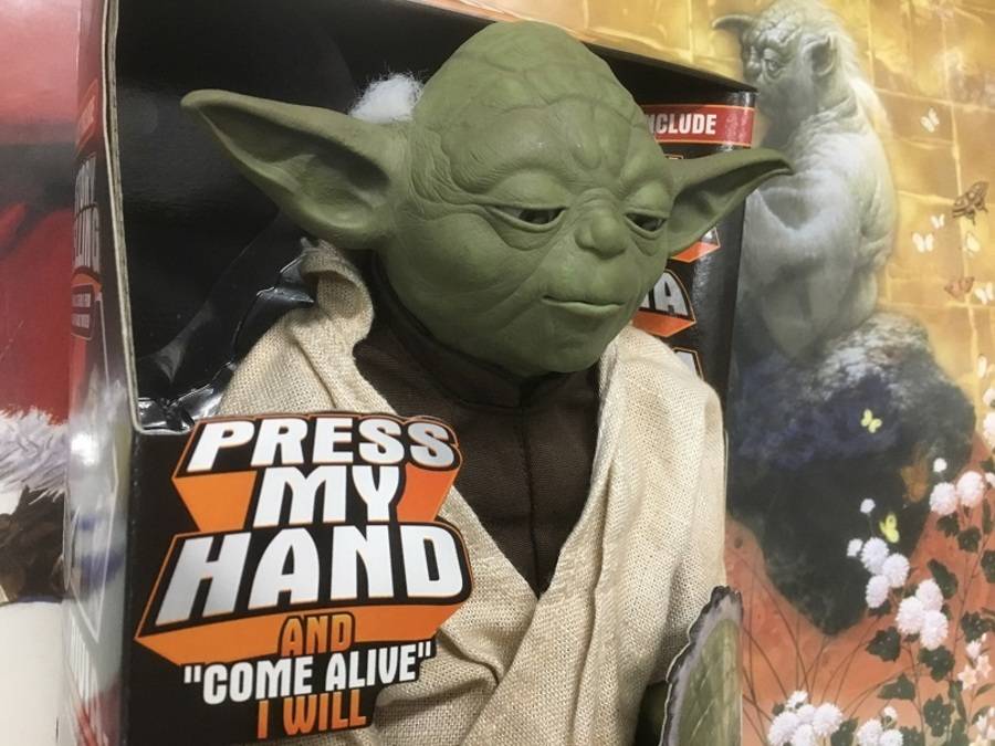 人気健在！ヨーダの喋るフィギュアが入荷です【北越谷店】｜2018年10月