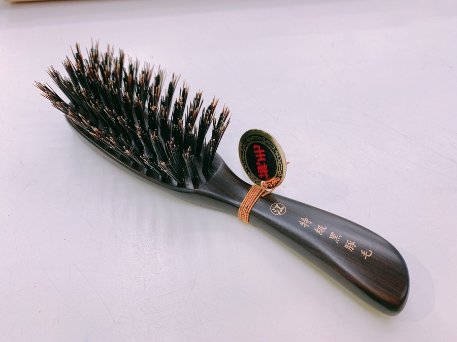 江戸屋 特級黒豚毛のヘアブラシが新入荷♪【北越谷店】｜2020年