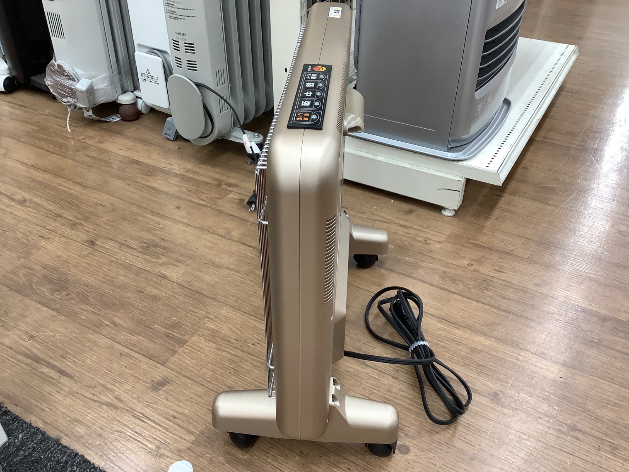 サンルミエ・エクセラ7 遠赤外線ヒーター入荷しました！｜2022年09月15