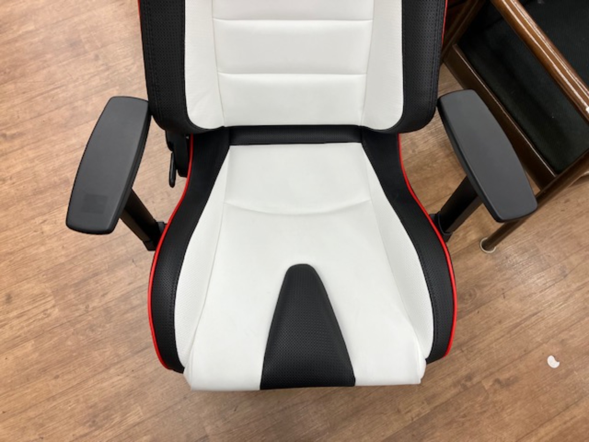 ゲーミングチェア GReddy EVANGELION e:PROJECT(エヴァンゲリオン イー