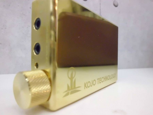 ヘッドホンアンプのSONY