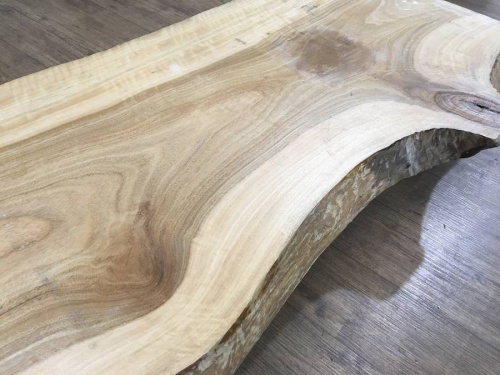 家具・インテリアのテーブル