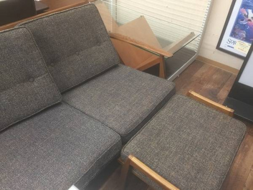 ソファーのACME FURNITURE
