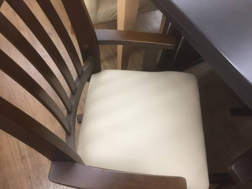 ダイニングセットのコタツ