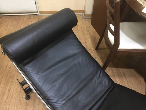 ソファーのLC4