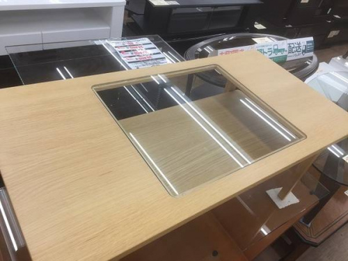 家具・インテリアのテーブル