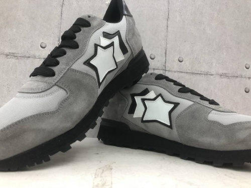 スニーカーのAtlantic STARS
