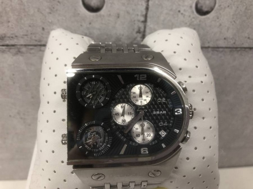 腕時計のディーゼル（DIESEL）