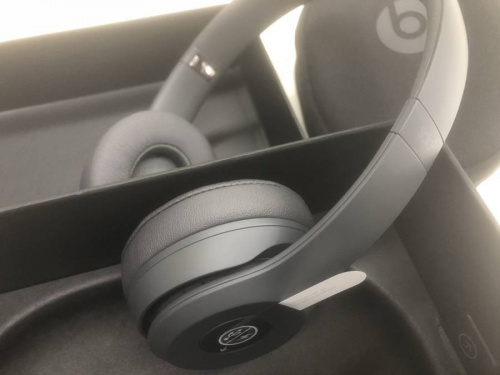 ヘッドホンのBeats