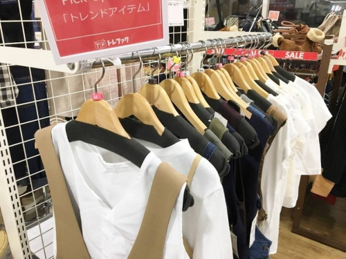 デニムジャケットの春物