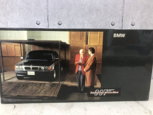 007のBMW